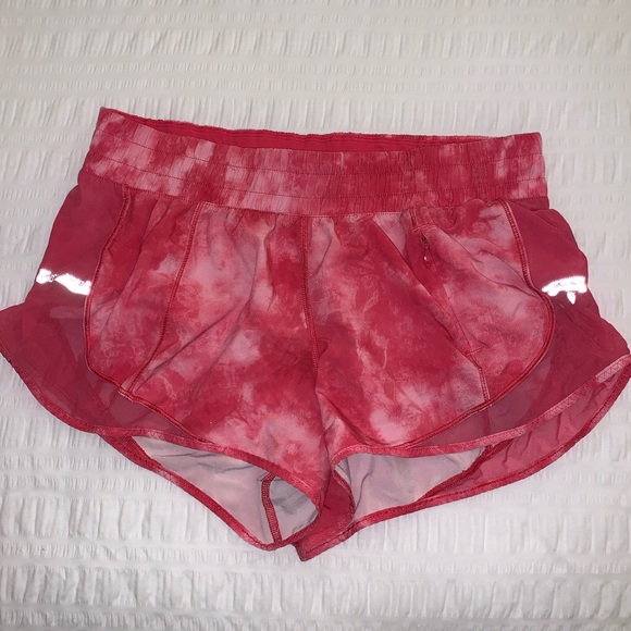 LULULEMON SHORTS 2.5” pink - Picture 2 of 6